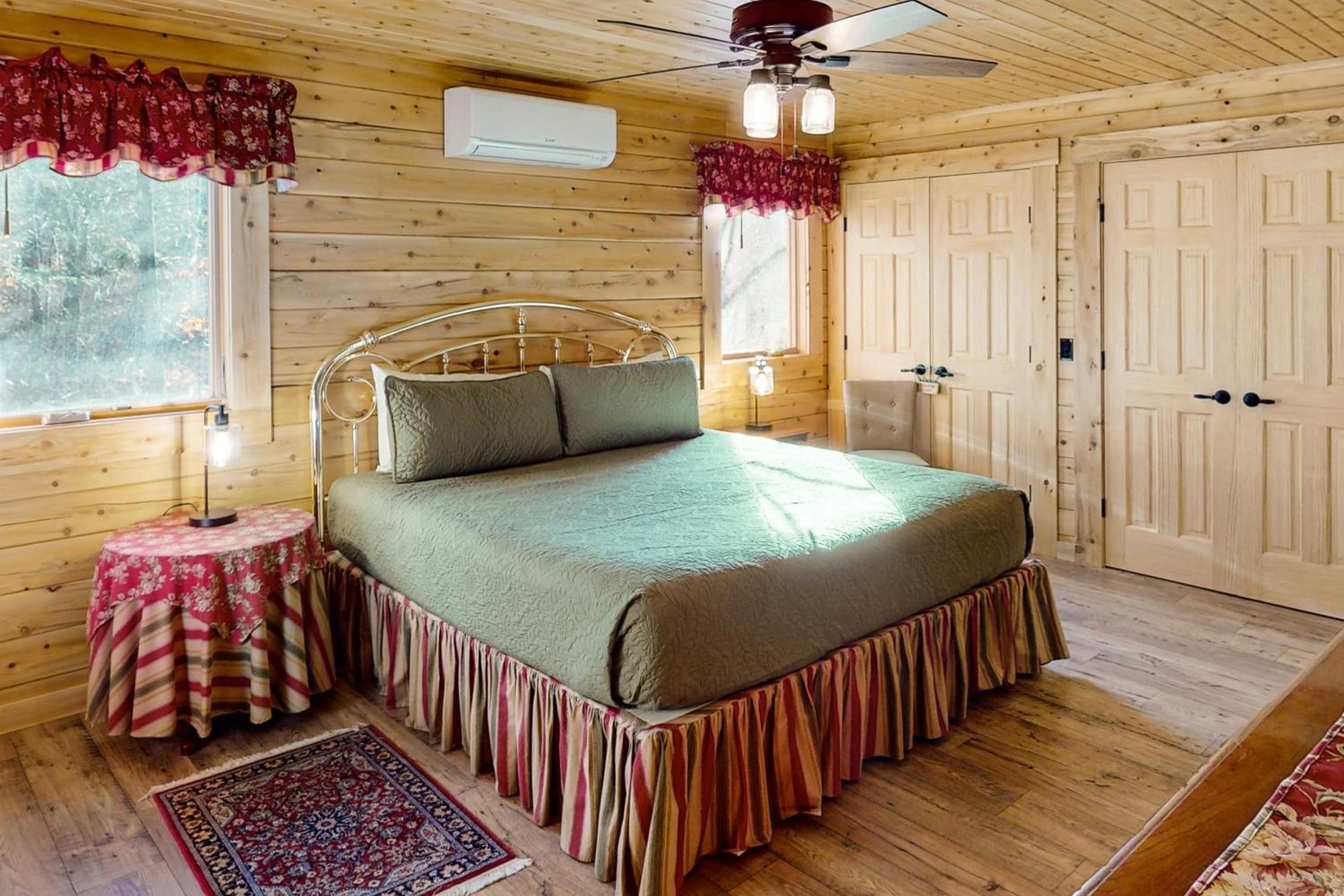 Blackbear Log Cabin Morrisville Exteriér fotografie